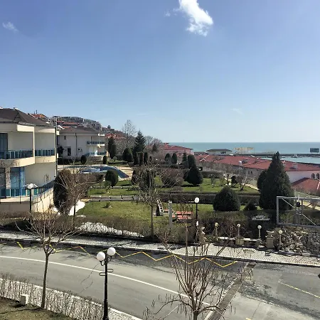 Apartment With Sea View In Vega Village Eh *
