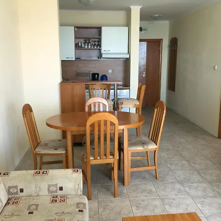 Apartment With Sea View In Vega Village Eh *