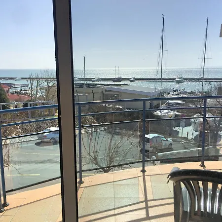 With Sea View In Vega Village Eh Apartment *