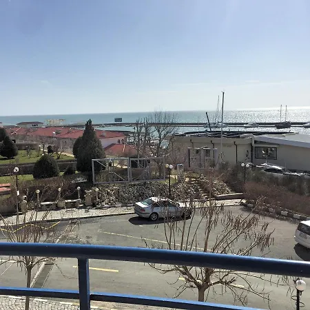 Apartment With Sea View In Vega Village Eh Sweti Wlas