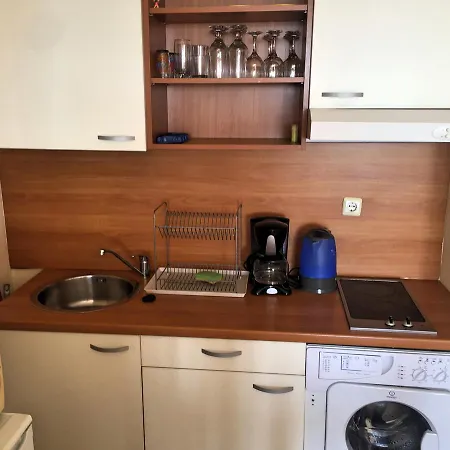 Apartment With Sea View In Vega Village Eh