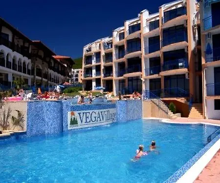With Sea View In Vega Village Eh Apartment